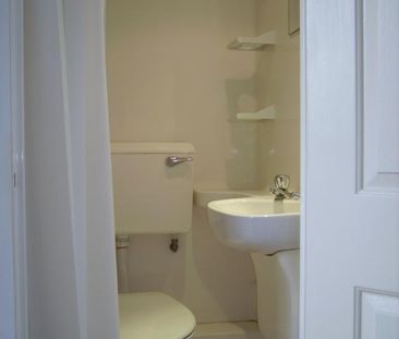 Flat 402 Fulham Palace Road, Fulham W6 9HH - Photo 5