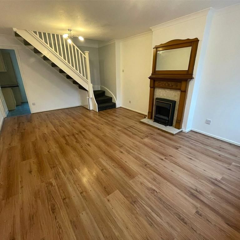 2 bedroom semi-detached house to rent - Photo 1