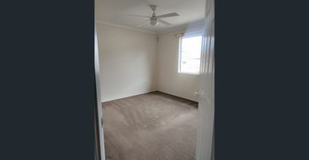 NEAT AND TIDY 2 BEDROOM - Photo 3