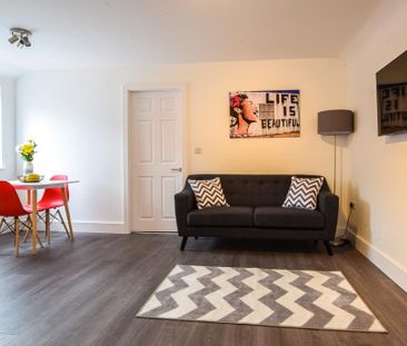 1 bedroom flat to rent - Photo 1