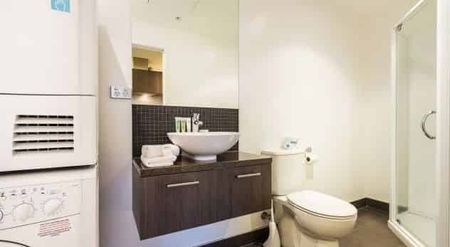 Gorgeous inner city pad! - Photo 5