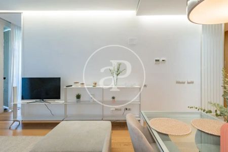 Piso de alquiler en Calle de Génova, Almagro - Foto 2