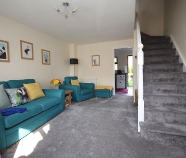 2 bedroom terraced house to rent - Photo 1