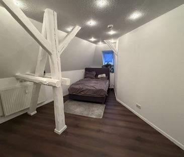Gemütliche 2-Zimmer-Dachgeschoss-Wohnung in der Altstadt! - Photo 3