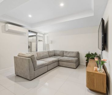 MODERN GROUND FLOOR APARTMENT IN A CONVENIENT RIVERVALE LOCATION - Photo 2