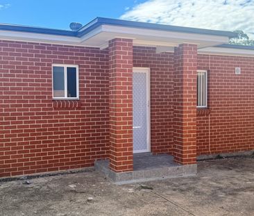 BRAND NEW 3 BEDROOM GRANNY FLAT - Photo 3