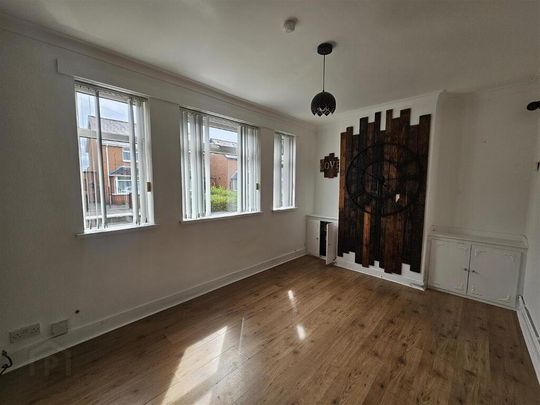 60 Joanmount Gardens, Belfast, BT14 6NY - Photo 1