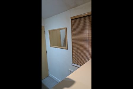 Room in a Shared Flat, Chorlton, M21 - Photo 3