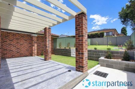 Situated in a quiet Street this awesome Two Storey Duplex is waiting for its new tenant! - Photo 4