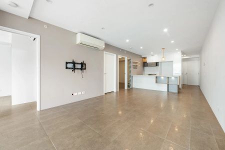 10510/16 Edmondstone Street, - Photo 4