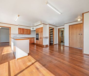 Home For Rent - Photo 6