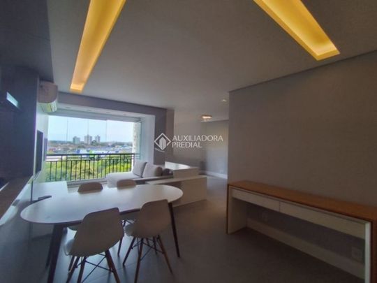 Apartamento com 1 quarto e 69m² para alugar em Passo d'Areia, Porto Alegre. - Foto 1