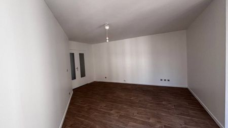 Location Appartement 2 pièces 56m² ENGHIEN LES BAINS 95880 - Photo 5