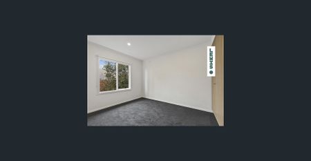 Stylish and Functional - Photo 3