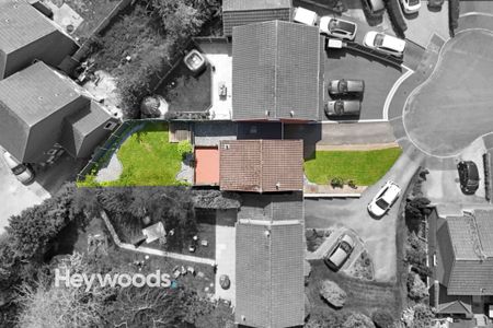 3 bed detached house to rent in Darsham Gardens, Westbury Park, Staffordshire - Photo 4