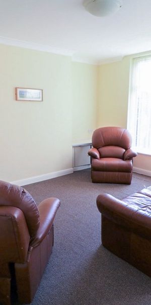 1 Bed Flat, Newstead Road, L8 - Photo 1