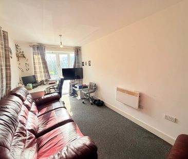 Newton Road, Yeovil, Somerset - Photo 2