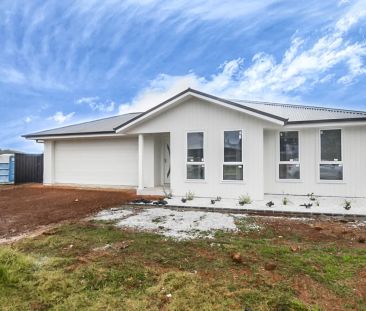 Brand New Stylish Family Living! - Photo 3
