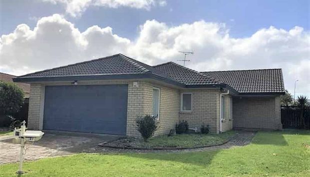 Clean & Quiet 3 Bedrooms House in Randwick Park - Photo 1