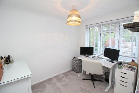 3 bedroom terraced house to rent - Photo 4