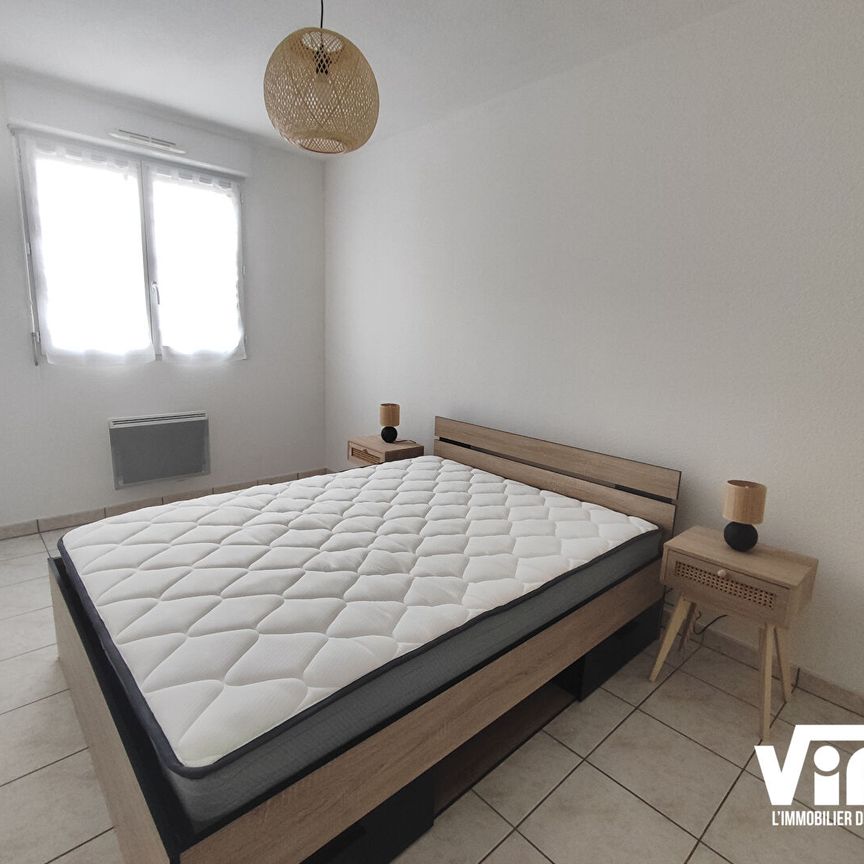 T2 MEUBLE PROCHE PLACE DES CARMES - Photo 1