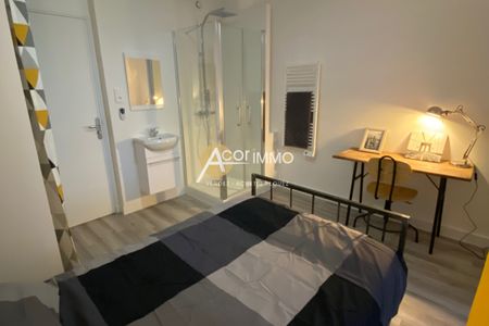 TOULON SIBLAS, CHAMBRE EN COLOCATION - Photo 3