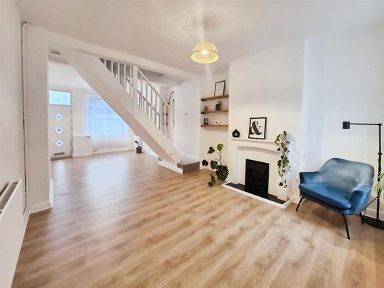 2 bedroom terraced house to rent - Photo 1