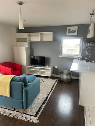 2 Bed Flat, Victoria Road, G42 - Photo 1