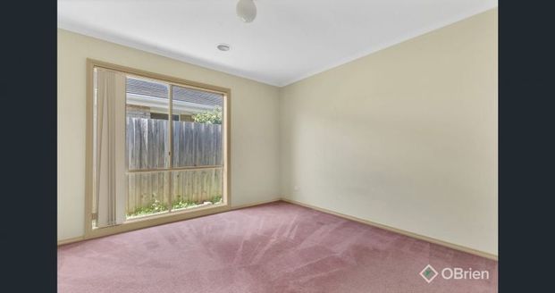 1/53 Ballan Road Werribee VIC - Photo 1