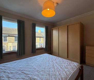 3 bedroom terraced house to rent - Photo 6