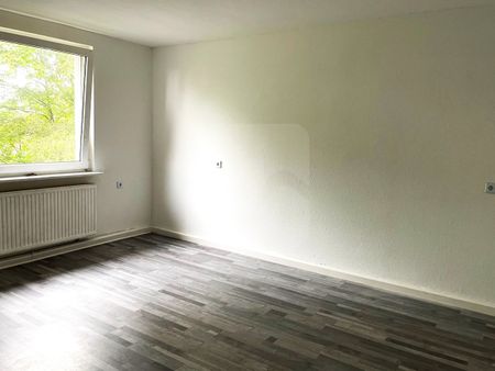 Lüdenscheid: Gepflegte 2-Zimmer-Wohnung mit Balkon im 2. Obergeschoss - Foto 2