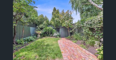 12 Auburn Grove, Armadale VIC 3143 - Photo 5