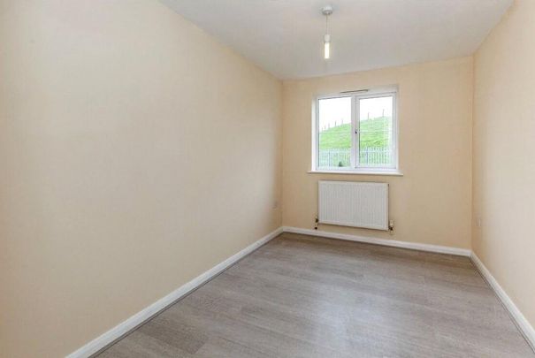 3 bedroom apartment to rent - Photo 1