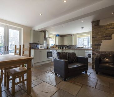 8 Highfields, Huddersfield, HD1 - Photo 1