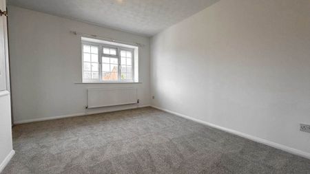 2 bed Terraced for rent - Photo 5