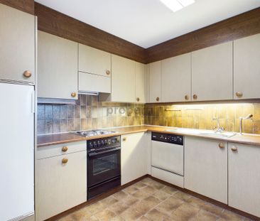 Unique 5.5-room apartment in Schüpfen, BE - Photo 1