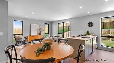 Modern 3-Bedroom Home - Photo 5