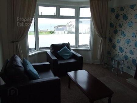 1 Strand Road (Student Let ), Portstewart, BT55 7LS - Photo 2