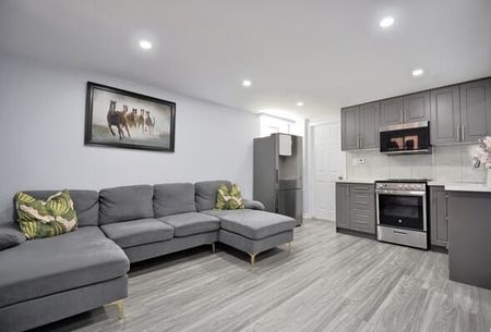 For Lease - 442 Highland Road Unit# Basement, Kitchener, Ontario - Photo 2