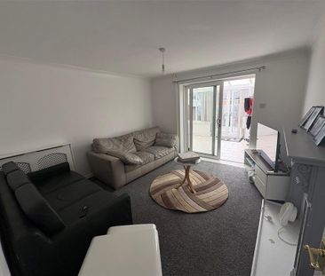 Walpole Close, Doncaster - Photo 3