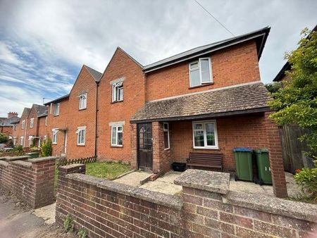 Broadlands Road, SO17 - Photo 4