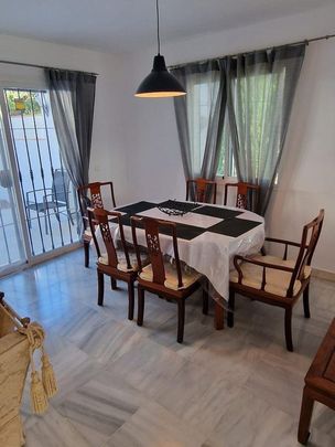 Luxury Flat for rent in Nueva Andalucia, Andalusia - Photo 1