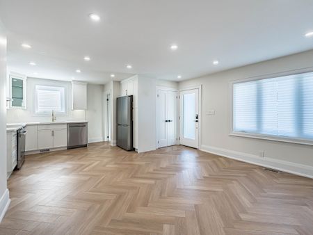 For Lease - 363 Culford Road, Toronto, Ontario - Photo 5