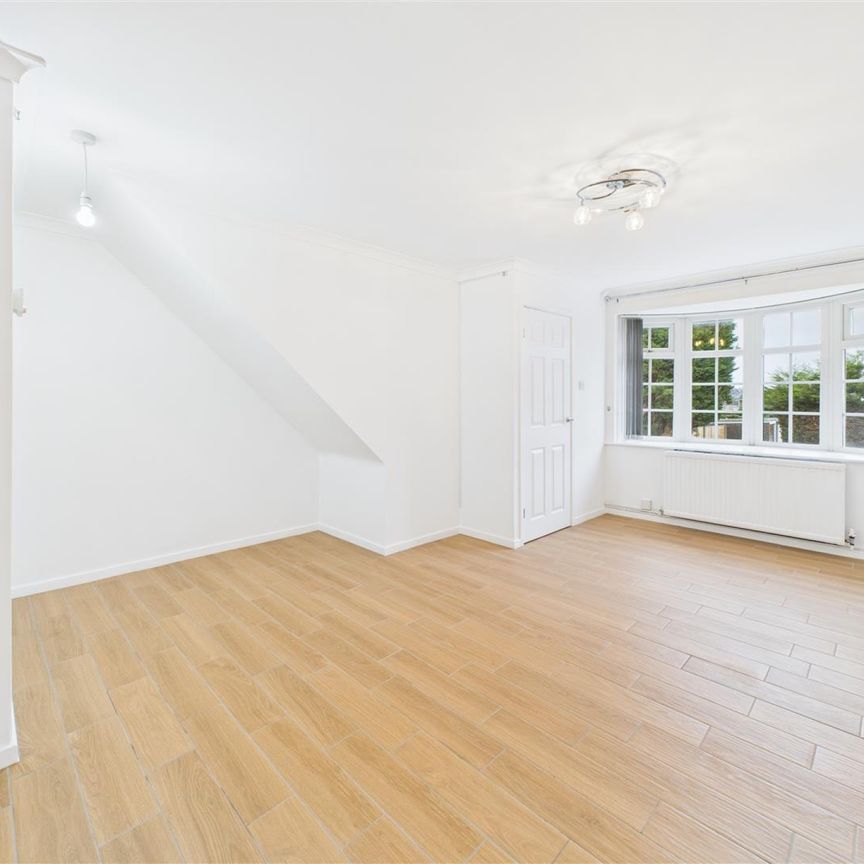 2 bedroom Town house to rent - Photo 1