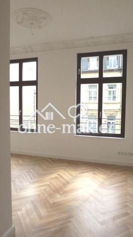 Kernsanierte 2-Zimmer-Wohnung mit Einbauküche und großem Erker - Photo 4