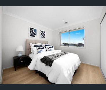 10 Grosset Way, Point Cook, Vic 3030 - Photo 1