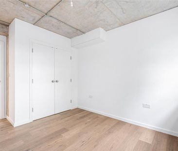 3 bedroom apartment to rent - Photo 3