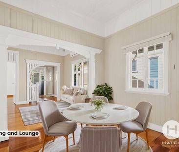 Charming Cottage with Unique Features in East Brisbane - Photo 3