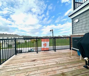 For Lease - 860 Atlas Terrace, Kanata, Ontario - Photo 2