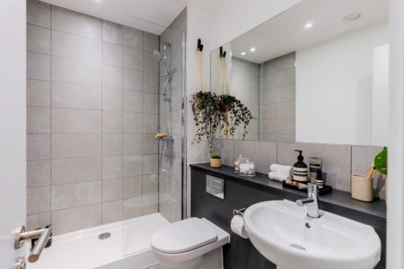 Three Bed (Type A) - Photo 5